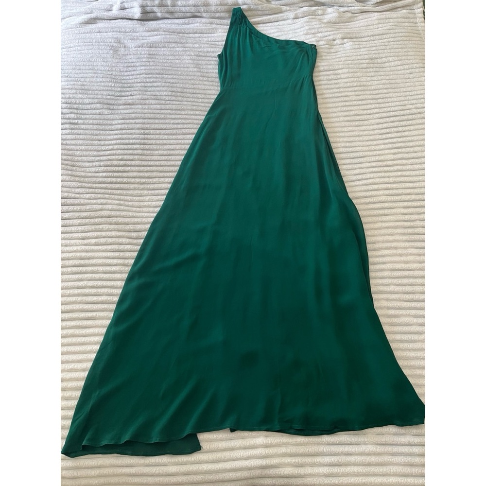 Reformation Evelyn Dress in Forest - Picture 12 of 16